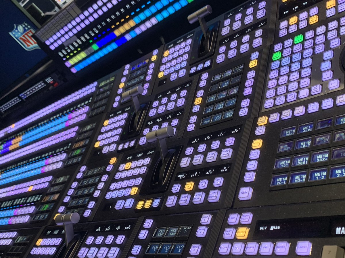 NFLTD's tweet photo. Welcome to my world. As a Television Technical Director switching at a sports network, things happen fast. #tvtime #screentime #americanfootball https://t.co/uW7ScatTAW