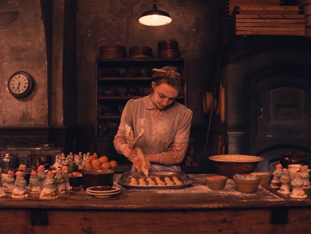 WTFGBActors's tweet photo. The Grand Budapest Hotel https://t.co/QH0Tywqt95