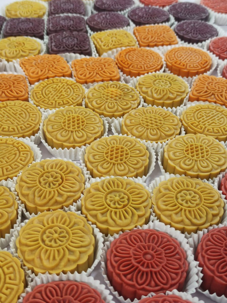 🥮_🧕🏻 tweet media