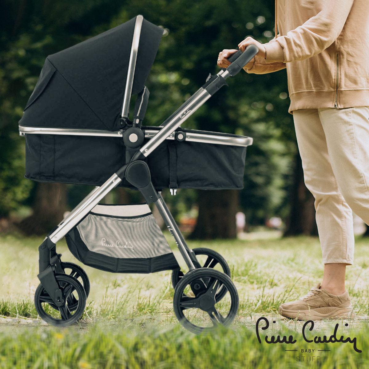 Voyager’in geniş ve kullanışlı alt sepeti sayesinde aradığınız her şeye anında ulaşın!

Pierre Cardin Voyager Seyahat Sistemi Bebek arabası, seyahatlerinizde sizlere maximum konfor sağlayacak.

#PierreCardinBebek #Bebek #BebekArabası #Seyahat #Konfor