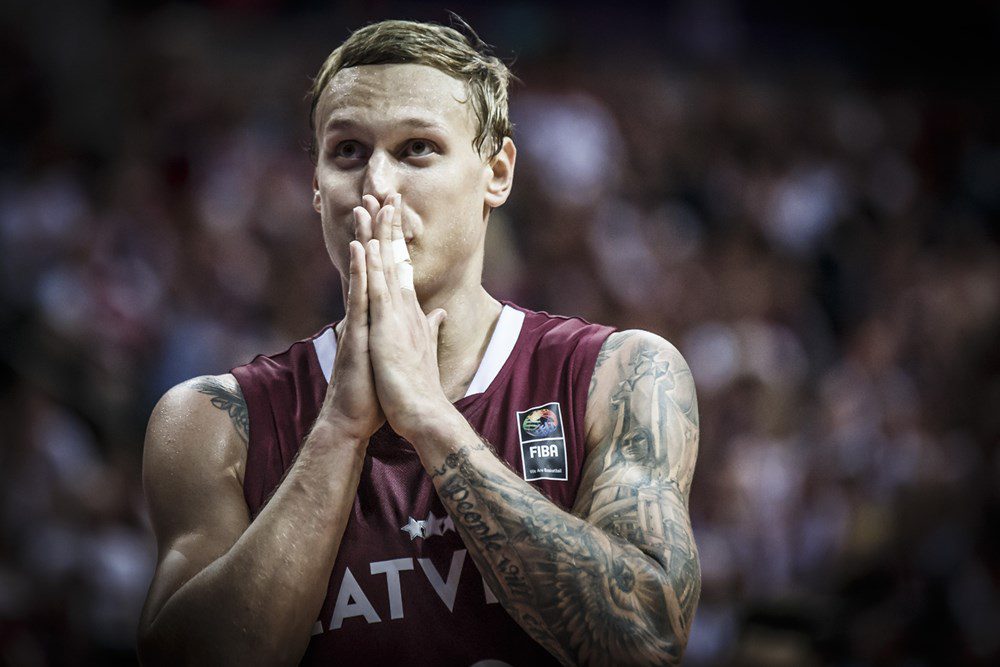 Sportazinas_com's tweet photo. "Magic" apskatnieks: Būšu pārsteigts, ja Timma šosezon nenospēlēs vismaz vienu NBA spēli https://t.co/4OXWUQh4C1 - https://t.co/scfPn3wxU0 https://t.co/ZaF6cqoPMQ
