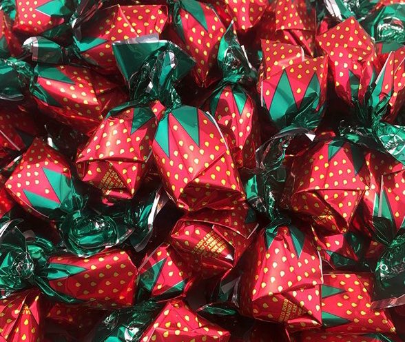 Rt if you ate this sweets growing up