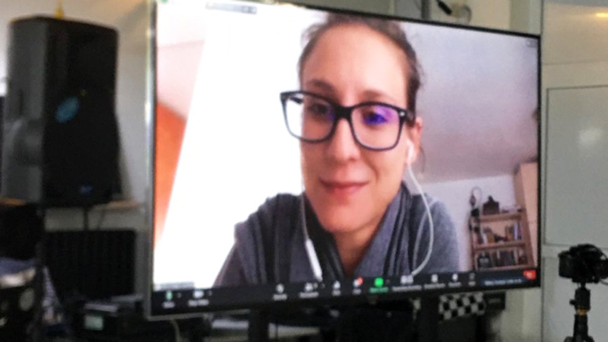 Fondacija Ana i Vlade Divac i Fondacija Centar za demokratiju organizovale su 7. februara 2022. godine Javnu debatu: „Ekonomsko osnaživanje žena u Srbiji i Agenda 2030“. 

Javnu debatu smo organizovali kao aktivnost savetodavne Tematske grupe „Postići rodnu ravnopravnost i osnažiti sve žene i devojčice“ u okviru Platforme „Održivi razvoj za sve“, koju podržavaju vlade Švajcarske i Nemačke, a implementira Deutsche Gesellschaft für Internationale Zusammenarbeit (GIZ) GmbH u okviru projekta „Reforma javnih finansija – Agenda 2030“. 