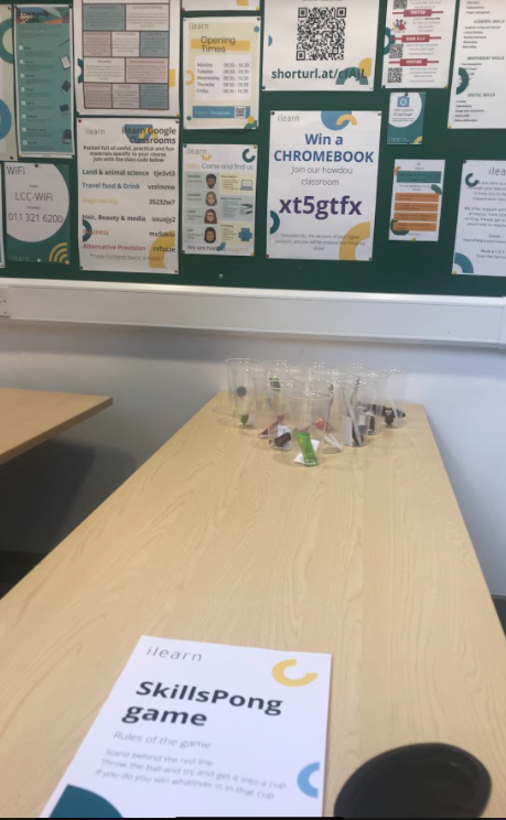 iLearnLCC's tweet photo. The @iLearnPW team has joined with @LCCSU for an epic Refreshers event. Come down to Blue Print Hall to join in with playing games on the Jamboard, learning new skills and WINNING PRIZES.

#FE #Leeds #college https://t.co/msCQkKOf8J