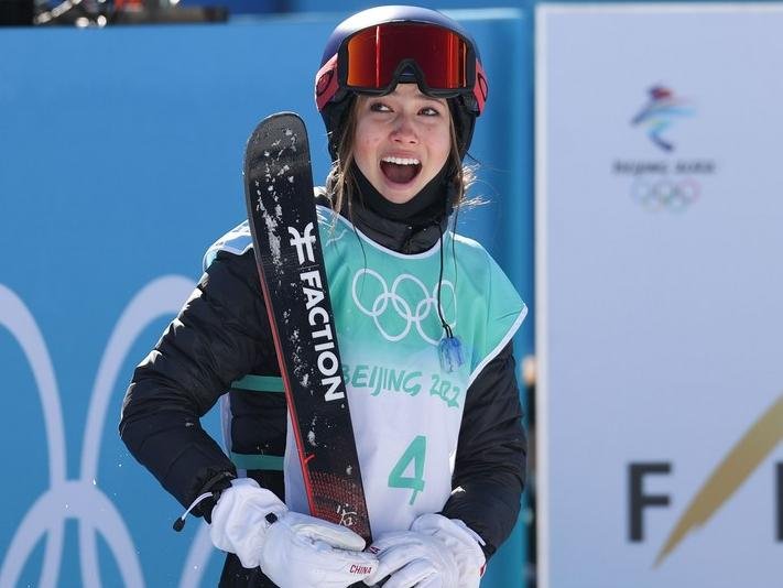 China's Gu Ailing takes historic women's freeski big air gold at Beijing 2022
#TogetherForASharedFuture 
#WinterOlympics2022
#BeijingWinterOlympics
xhnewsapi.xinhuaxmt.com/share/news?id=…