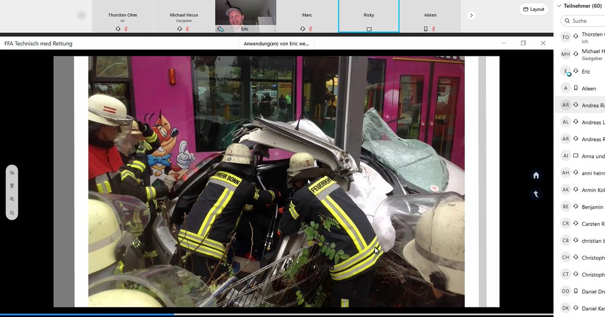 FFAlfter's tweet photo. +++11.2. Tag des Notrufs – Einblicke in den Alltag der Feuerwehr Alfter+++ Im Regelfall treffen sich unsere Führungskräfte regelmäßig zu Objektbegehungen und Besprechungen, aktuell wird dies im Online-Format praktiziert. #FFAlfter #112live #Ehrenamt #Alfter112 https://t.co/qGHMqznkUt