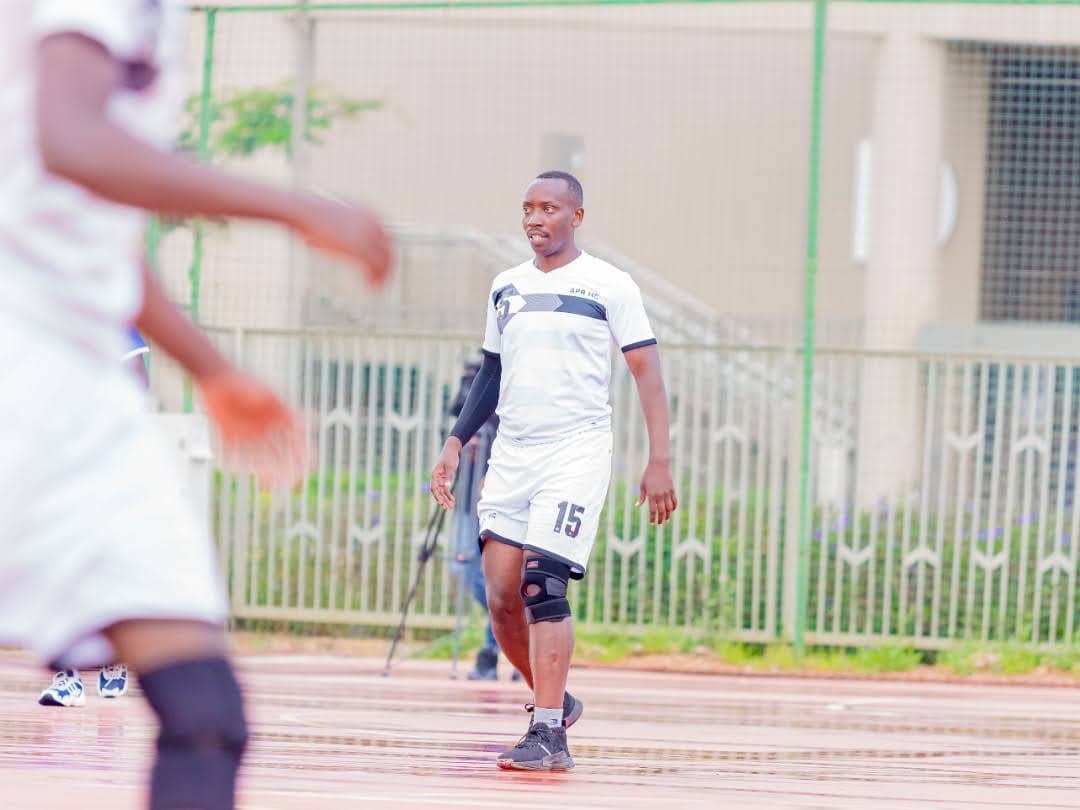 Tuyipas's tweet photo. When playing is your hobby you always find time for it. #Handball, #APRHC 📸@niko https://t.co/6ISPGhaMh8