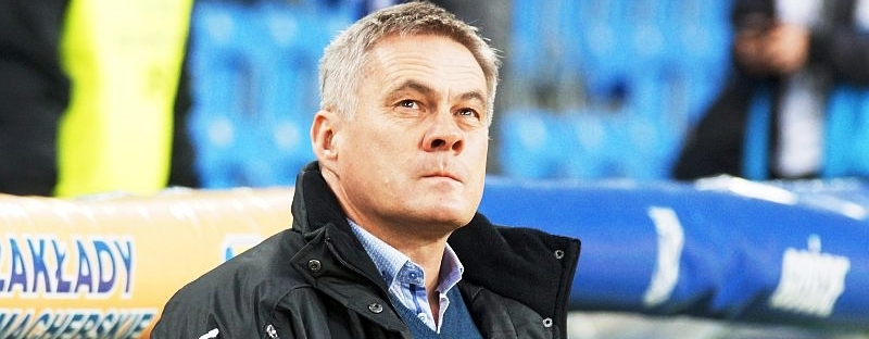 Kalendarium57's tweet photo. 4 listopada Lech pokonał 3:1 Manchester City, a ówczesnym trenerem Kolejorza był nasz wychowanek - Jacek Zieliński! https://t.co/cOOfWdVCzU