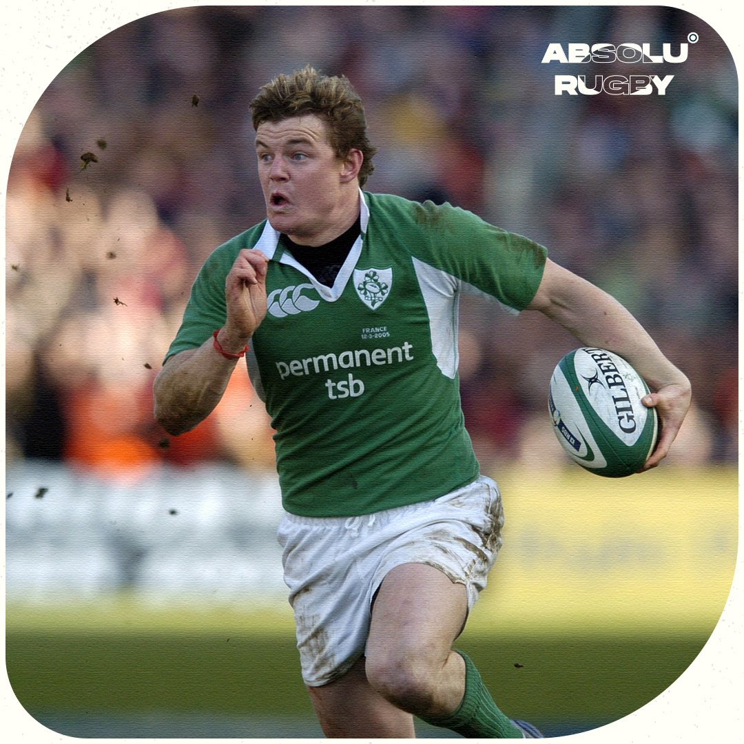 absolurugby's tweet photo. Quel ᴊᴏᴜᴇᴜʀ 😍
Nous sommes le 19 mars 2000, @FranceRugby affronte @IrishRugby et @BrianODriscoll inscrit un fantastique triplé pour exploser aux yeux du monde ! ✨ #FRAIRL #VINation https://t.co/EFYiQpluPD