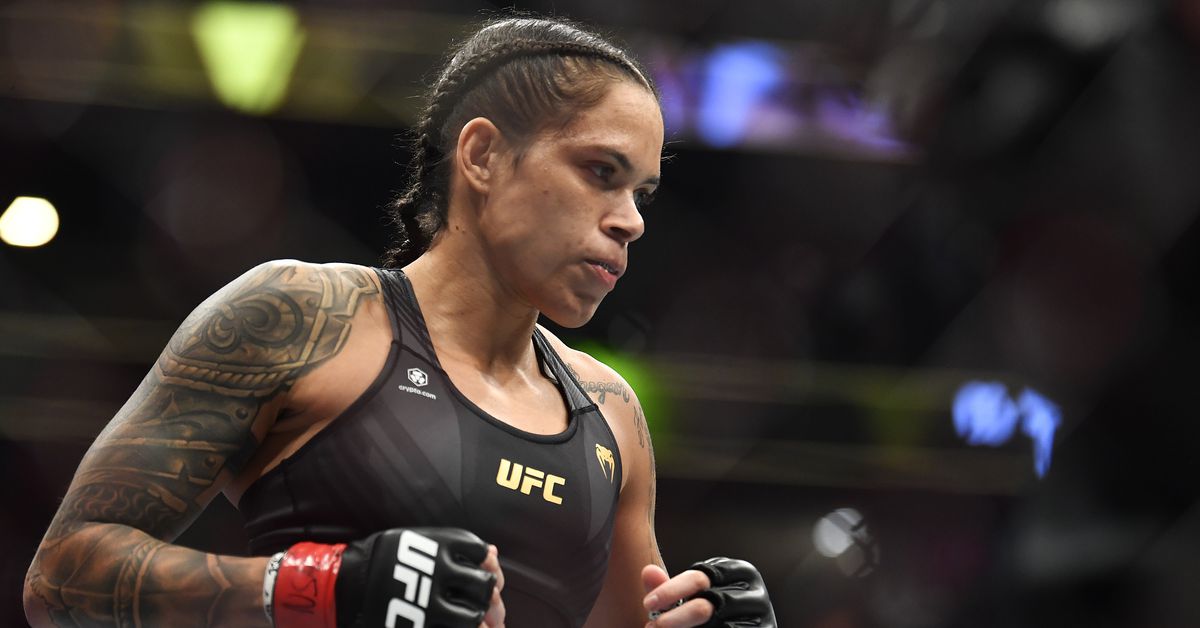 Amanda Nunes explains why she left American Top Team, reveals new coaching staff https://t.co/bteX6MLgdI https://t.co/dk2lFNaaT6