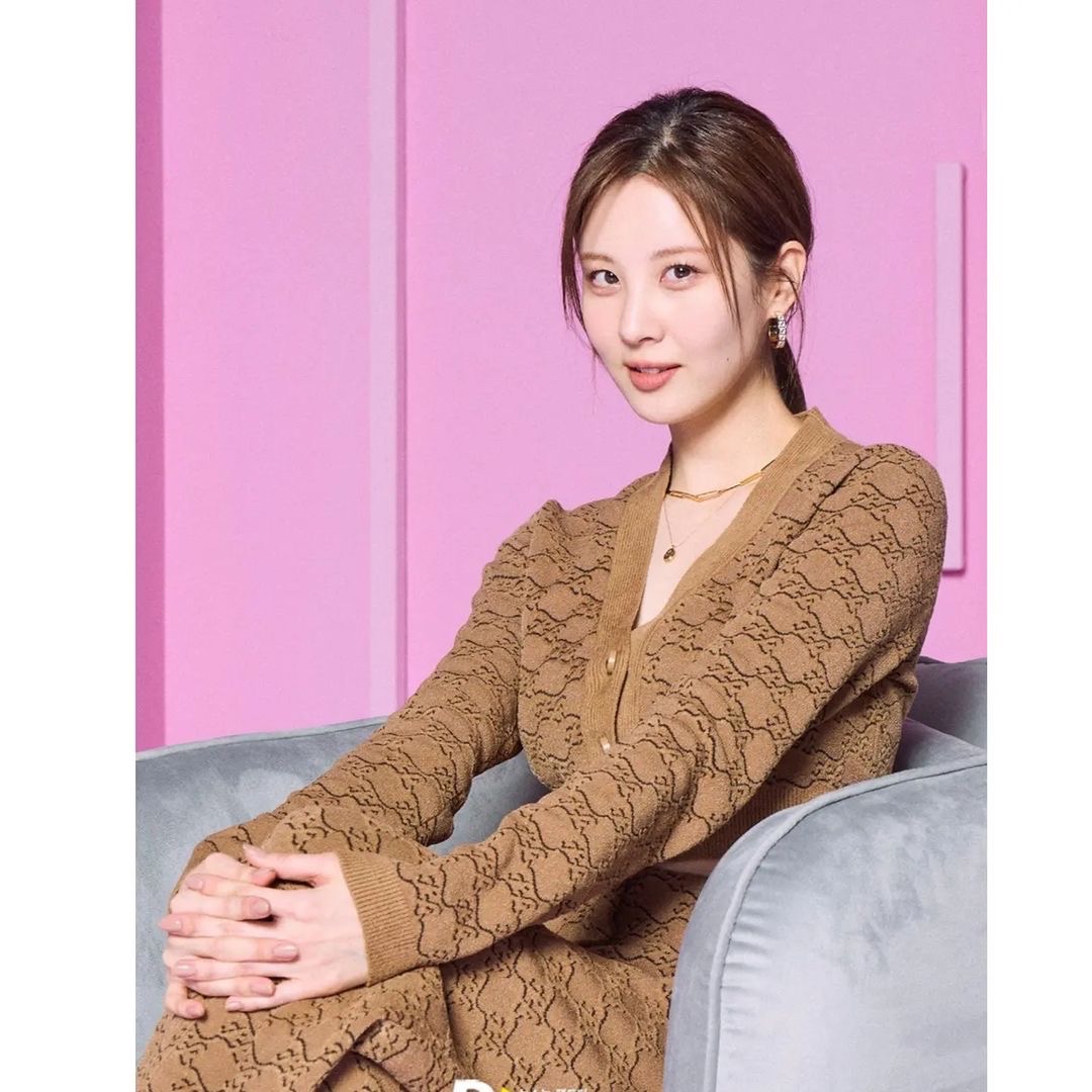 seojuhyunstagrm's tweet photo. [INSTAGRAM CAROUSEL] seojuhyun_s: D-3
모럴센스💜
#loveandleashes #Netflix 
#seojuhyunstagrm 
https://t.co/pl7GSvlF2x https://t.co/xUvERM1dfj