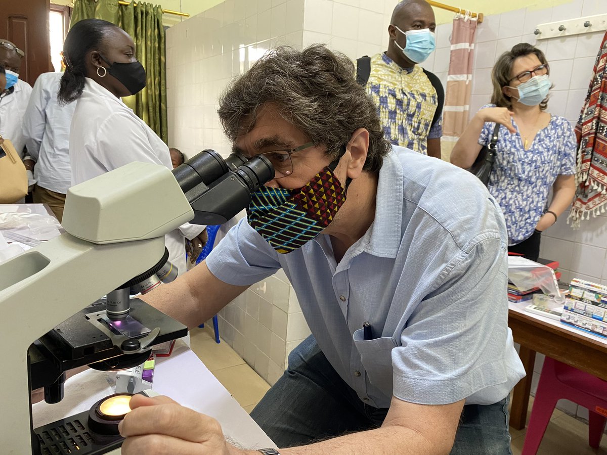 PYRAPREG3's tweet photo. The PYRAPREG representatives from Burkina Faso and the Gambia sites sharing experience with the DRC team at Lisungi Hospital Centre in Kinshasa.
@HypoliteMavoko  @Japhetkabalu1  @thomasdorlo   @Li_Kuseke  @MrtcParasito  @moussadjim2  @EDCTP  @Unikinrdc https://t.co/TlDj2CwSkh