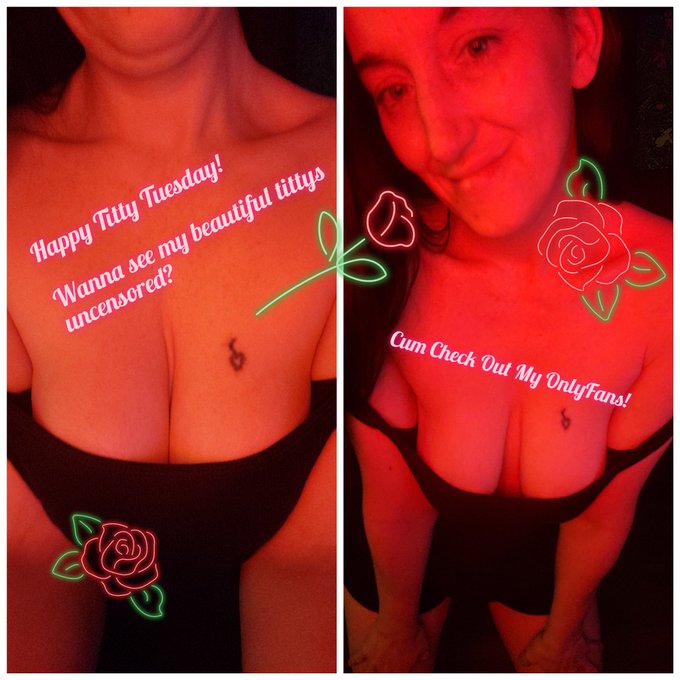 Happy Titty Tuesday 🤪  Cum enjoy Titty Tuesday all over my  tittys! 💦💦💦 https://t.co/nwr3MGdAoM
