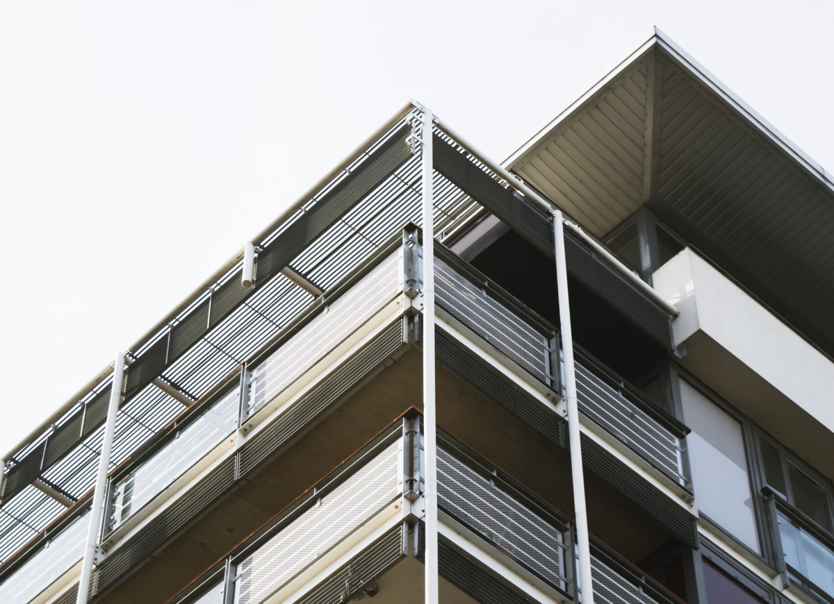 RezbuildProject's tweet photo. #REZBUILDProject has developed a multi-collaborative #refurbishment ecosystem based on a platform able to interconnect in real-time the key steps of a tailored retrofitting plan among all stakeholders involved in the building renovation value chain.
👉 https://t.co/YAQhexUuIz https://t.co/uehTo2SVZC