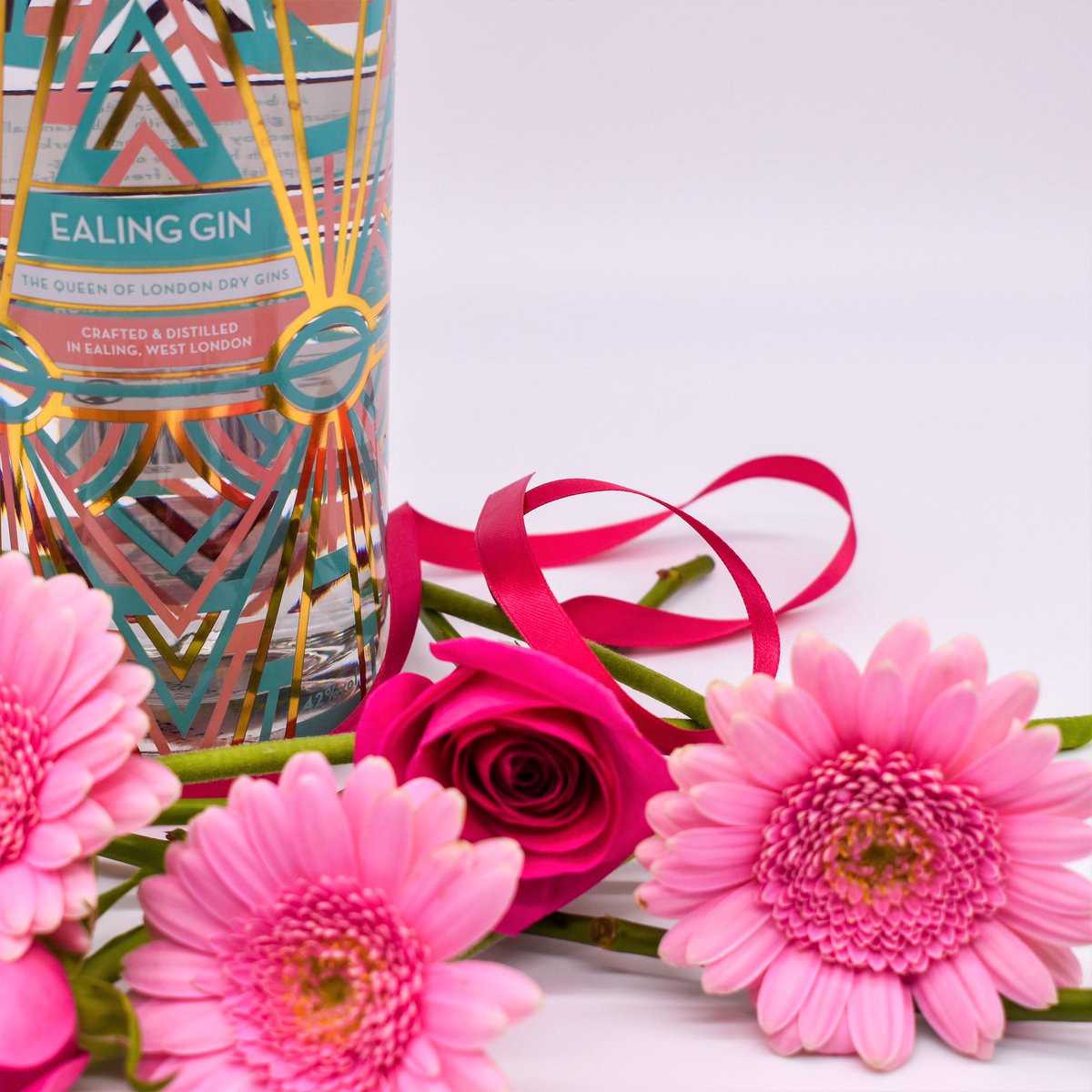 Valentine's isn’t just romance, it's about love, kindness and friendship. Tell someone you're thinking of them with a bottle of our beautiful, multi-award winning Ealing Gin. We deliver anywhere in the UK.

Love to all from Ealing Distillery 💕