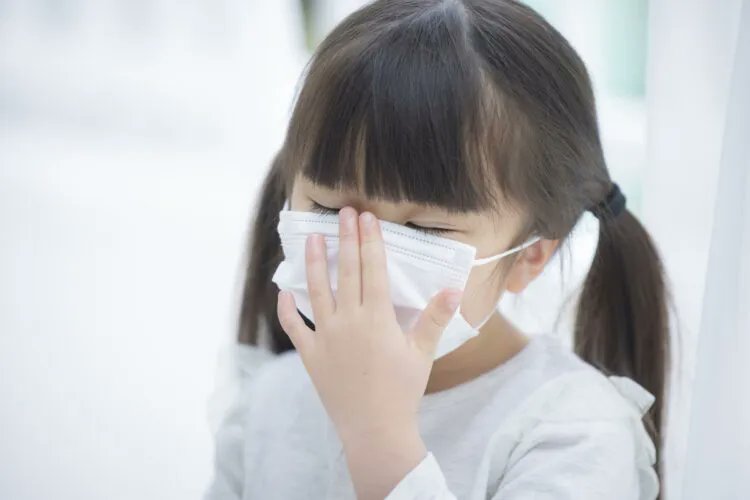 HoshYon's tweet photo. ふつうに予測できたやろ！？

子供のマスク着用の弊害
脳の酸素不足で学習意欲、登校意欲の低下
 https://t.co/PeJujSHrlB https://t.co/YgiMcgEV8I