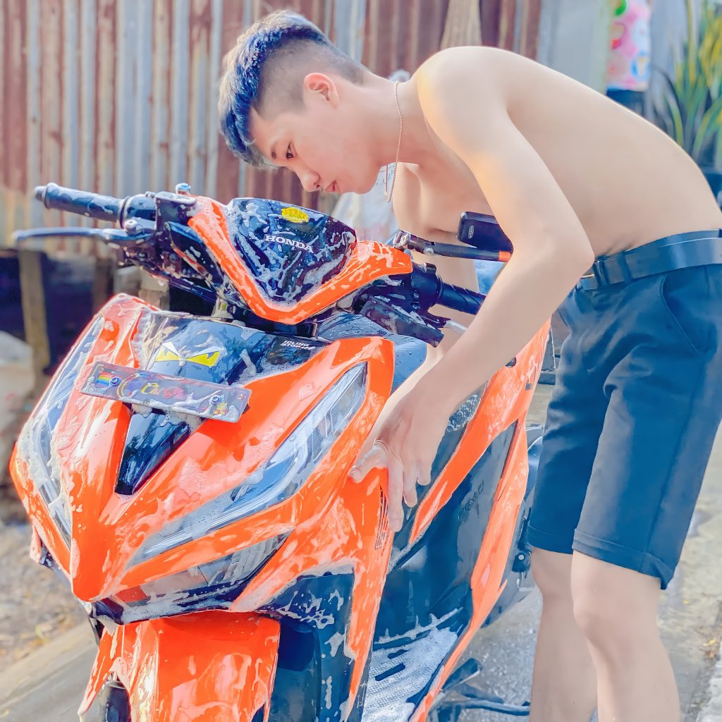0702Biin's tweet photo. Gầy gầy em có thích không 🤤 thích thì tới với nhau luôn đi em.😛 #mlem https://t.co/IXCOPk8zbB