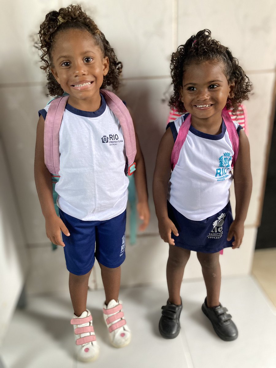 cellymymymanu's tweet photo. Coração apertadinho 🥰🥰🥺❤️ https://t.co/yYVb6KBuLd