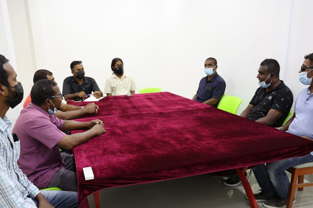 MoTmv's tweet photo. Tourism Diversification &amp; Localisation team of @MoTmv visited #HaaAlif Uligan on 5th Feb, accompanied by Atoll Council President @VaathiMshafeeg. Team met  #UliganCouncil #WDC &amp; tourism entrepreneurs &amp; discussed local tourism. https://t.co/IVe5HfzG12
