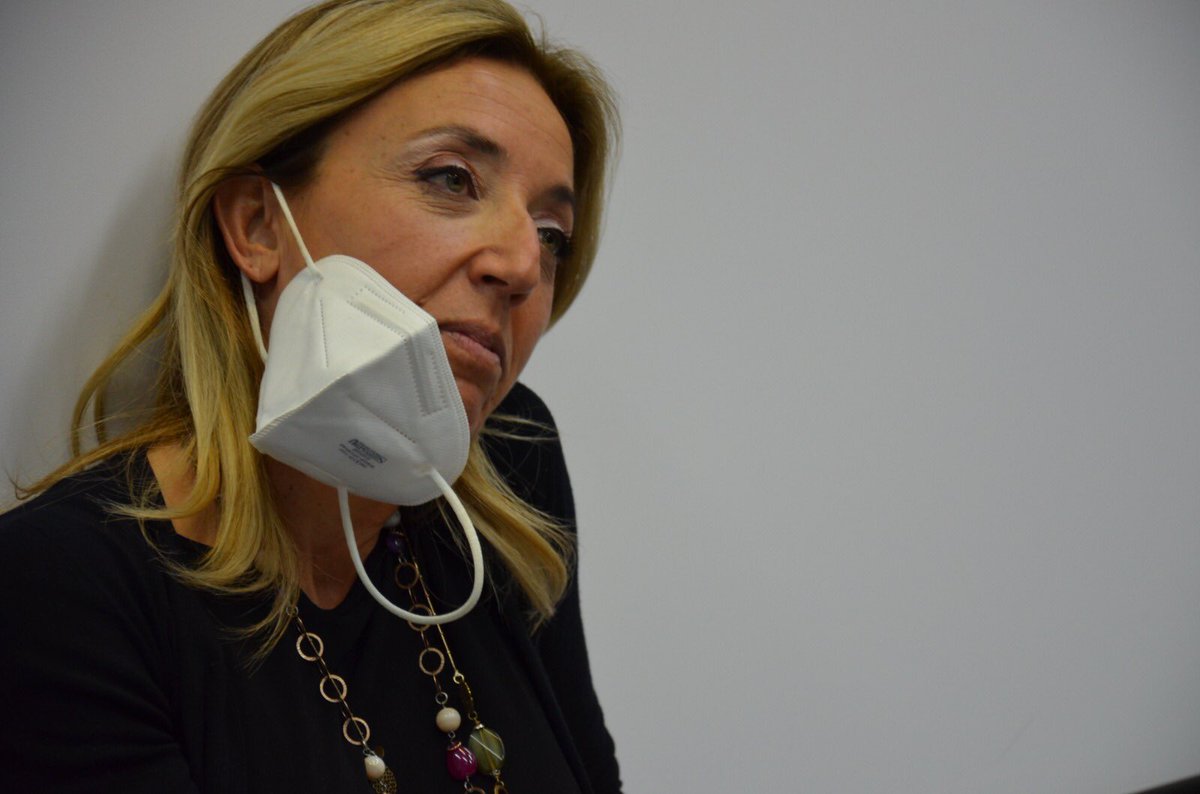 FormedilNapoli's tweet photo. La consegna degli attestati Corso Operaio edile polivalente 
#CFS #Formazione https://t.co/Jr1xDY97a3
