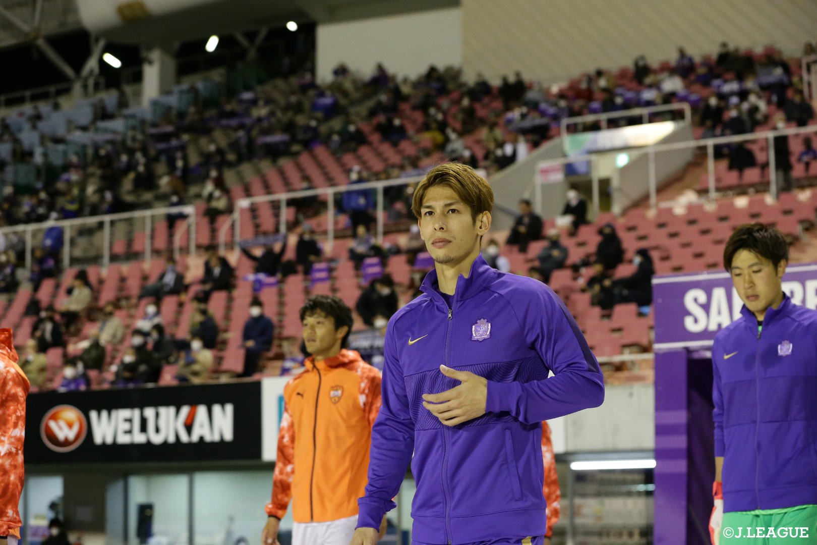 تويتر ｊリーグ 日本プロサッカーリーグ على تويتر 今日は 服の日 ｊリーグで服といえば アンセムジャケット 注目されにくい アンセムジャケット ですが 実はクラブごとにデザインは様々 ｊリーグ ｊリーグあいさつ 今日は何の日 T Co