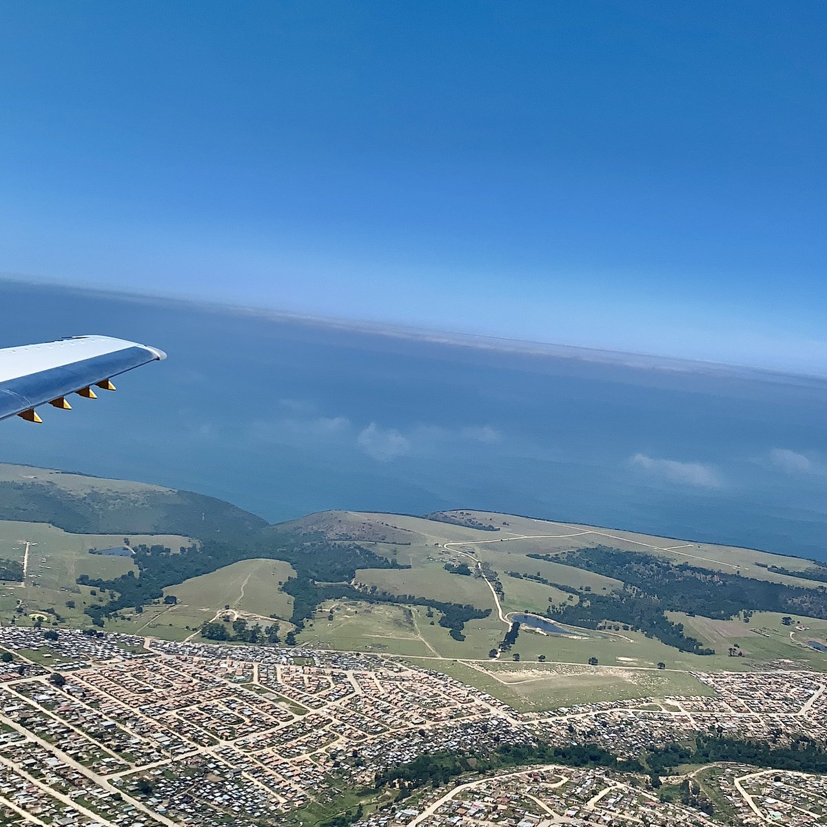 Sunshine_Tour's tweet photo. 📍 George, Western Cape 🇿🇦
Any guesses what the next #SunshineTour tournament is this week? 🤪
𝐂𝐥𝐮𝐞 𝐢𝐬 𝐨𝐧 𝐭𝐡𝐞 𝐢𝐦𝐚𝐠𝐞𝐬
#DiDataProAm
#SunshineTour
#GreatnessBeginsHere https://t.co/PSBCYmczFo