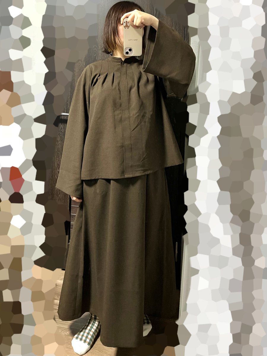 ajitama_topping's tweet photo. #profloom three intuck set up
タックが綺麗だし、イージーケアだし、セットアップでも別々でも活用できそうで最高🥺🤎
体温高い赤ちゃん抱っこしてたからか少しシワになっちゃったけど😂
そして広めの袖口は予防接種受けるのにも最適でした🤣(おたふくかぜの抗体価が低めで追加接種した)
#maison407 https://t.co/aJ5QlHh5NA