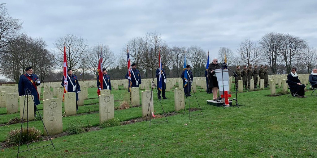 CanEmbNL's tweet photo. 77 years ago today, Allied Forces launched #OperationVeritable, a key and fierce campaign in the liberation of the 🇳🇱 in WWII.
 
@AmbLisaHelfand attended the annual commemoration at the Canadian War Cemetery, Groesbeek, Netherlands. https://t.co/hr1A5mF9nT