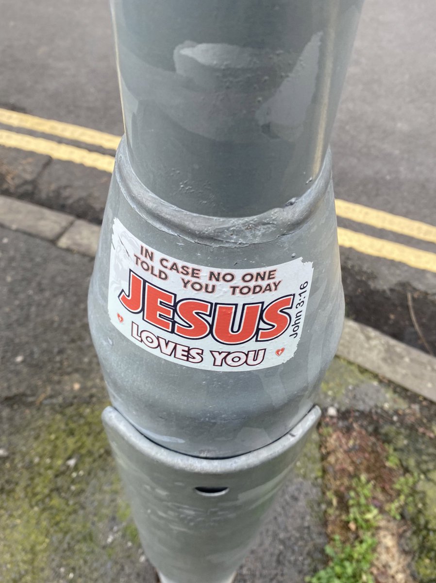 koryrcook's tweet photo. basso chucking stickers around bs3 mind @Adriano_Basso16 https://t.co/R2W9SR0cUz