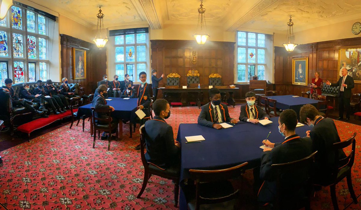 HarrisEDB's tweet photo. Read what boys wrote about their recent visit to Ironmongers' Hall, where they learned about its #history, #art, people and #politics. "An exceptional, exclusive, exciting experience," Syria, Year 9. Read more at https://t.co/cVDnNM2yCx https://t.co/4X4CI91qGO