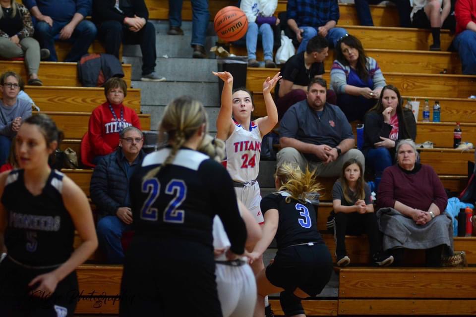 springs_girls's tweet image. 🔴Gameday!🔵

🆚 JI Burton
⌚️ V Only at 5:00
📍 JI Burton
📺 NFHS

#GBR #TEAM #progessoverperfection