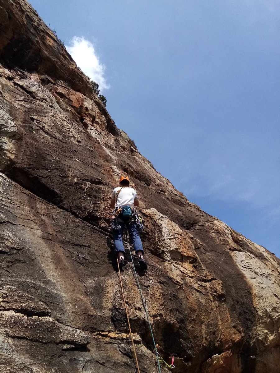 Samclimb254's tweet photo. Let's connect and climb.
#peoplethatconnectclimbinginkenya
#recognizingkenyanclimbers
#letsconnectandclimb https://t.co/SNXRViGhdq