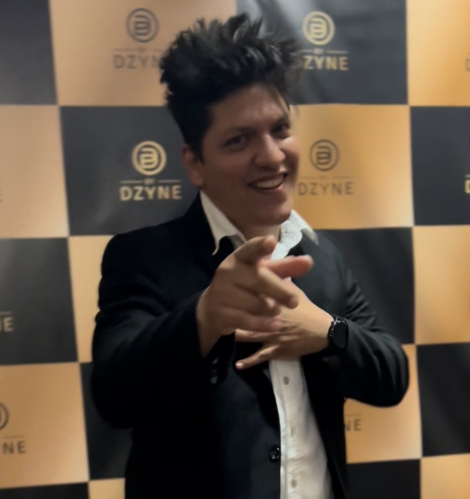Oscar_cedeno2's tweet photo. LA GENTE EXITOSA SIEMPRE BUSCA LA OPORTUNIDAD DE AYUDAR A LOS DEMÁS. LA GENTE QUE FRACASA, SIEMPRE PREGUNTA Y YO QUE GANO? https://t.co/20uh80BqoO