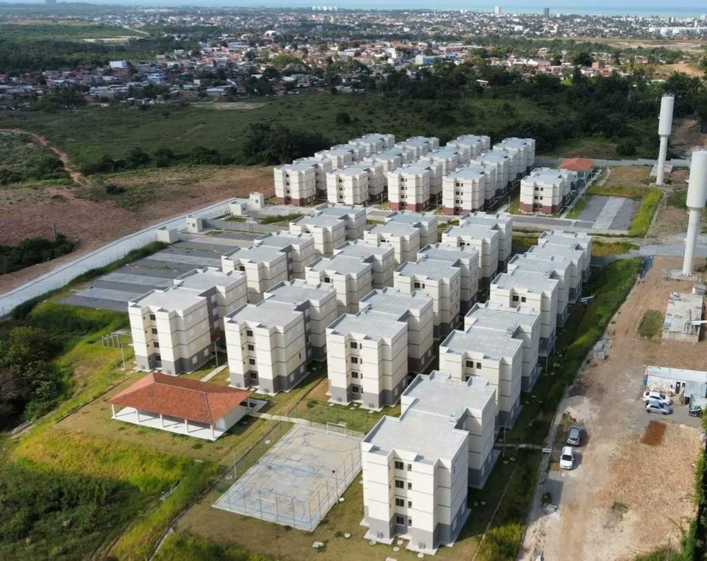 mnlmpe's tweet photo. Ainda em 2007, apesar das perdas materiais, a OLMP e o MNLM reagiram com a ocupação da Escola Miguel Arraes, no Janga, Paulista. 0s quatro meses de resistência, possibilitou que 150 famílias fossem inseridas no auxílio-moradia da Prefeitura do Paulista. Foi a primeira conquista. https://t.co/5Qe2giBiIW