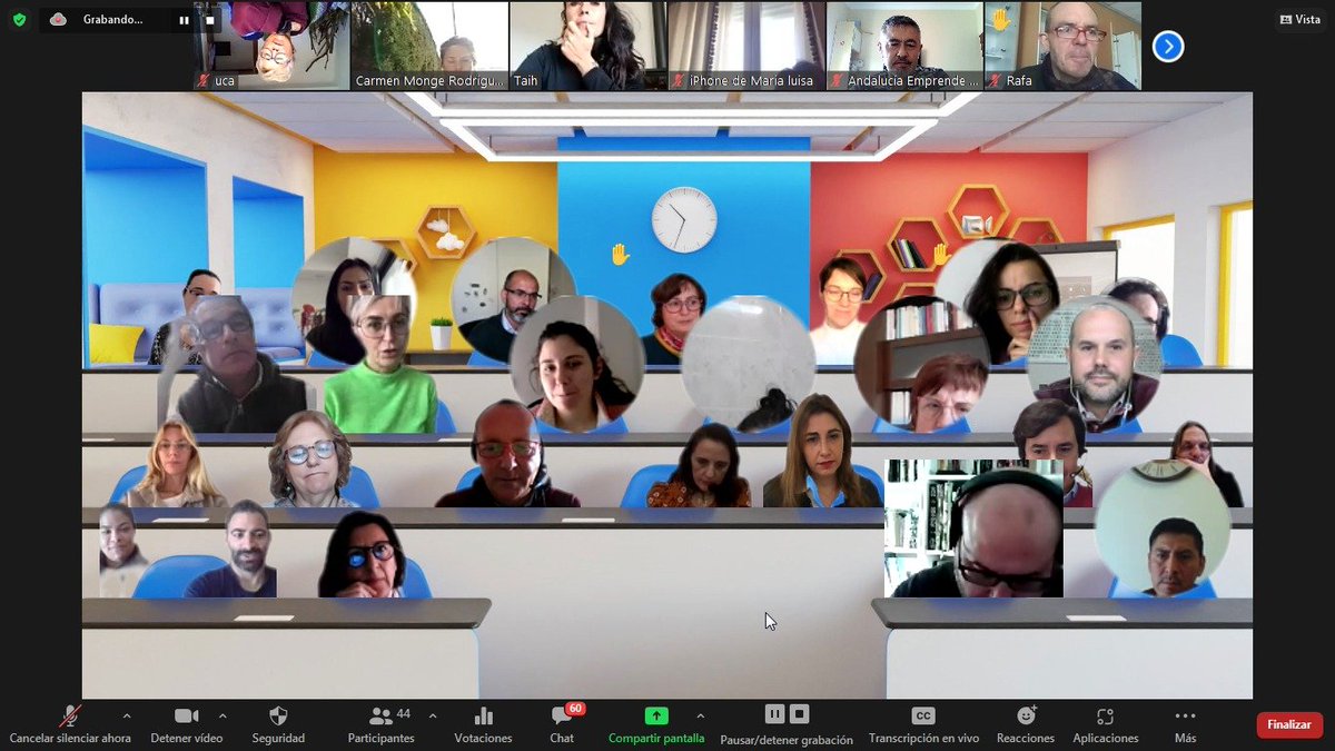 aemprende's tweet photo. 🔥 Ya están en marcha las sesiones formativas #EmprendeAgile, la formación💯 online y gratuita para #emprender.
Hoy! 🔛 ¿Quién tiene una #idea tiene un #negocio?
😎 #EquipoEmprende en acción ayudando a impulsar el proyecto de personas emprendedoras usando metodologías ágiles 🚀 https://t.co/1Um5u5HbUS