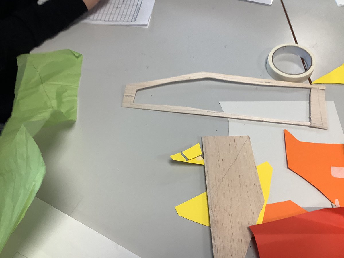 Braes_STEM's tweet photo. S2 @BraesHigh pupils working hard to design aeroplanes for @SmallpeiceTrust Aeroplane challenge #RRSA #Article29 https://t.co/icIfuSmRP5