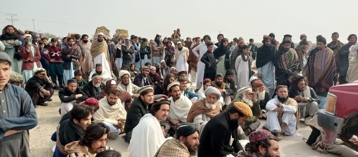 ManzoorPashteen's tweet photo. Yesterday protest in Swat for the release of missing persons - Yesterday Jani Khels protested for peace. Today jirga held in Jandola for the release of five locals - Today Sararougha Sit-in in Tank postponed who were protesting for the release of five locals since 12 days. 1/3 https://t.co/PTCdBwgLV2