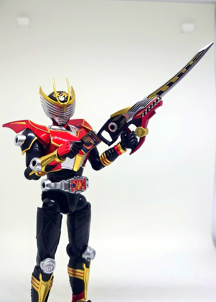 isaya8_'s tweet photo. #龍騎サバイブ
部分塗装完了😊

#SODOクロニクル 
#装動 #仮面ライダー龍騎 https://t.co/AtsjnRngoC