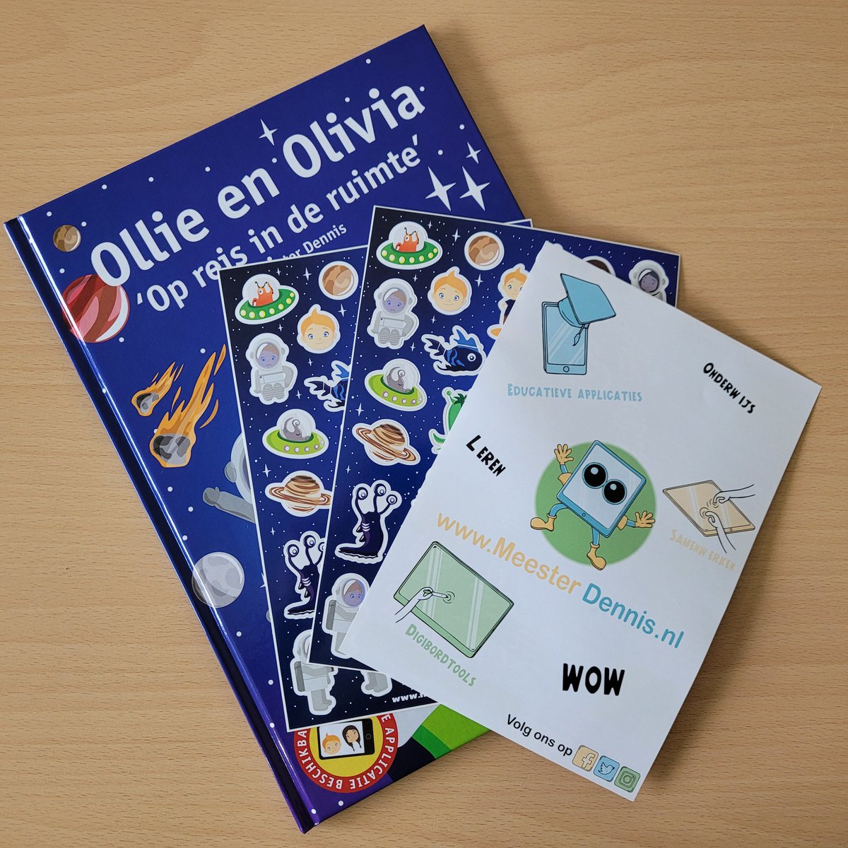 Wil jij ook zo'n leuk pakketje ontvangen? Het prentenboek van Ollie en Olivia, samen stickers! Dat kan! Bestel het boek snel op bol.com vanuit Nederland of België! 

Prentenboek: bit.ly/3mkxhoN

De applicaties is te downloaden op Apple en Android.