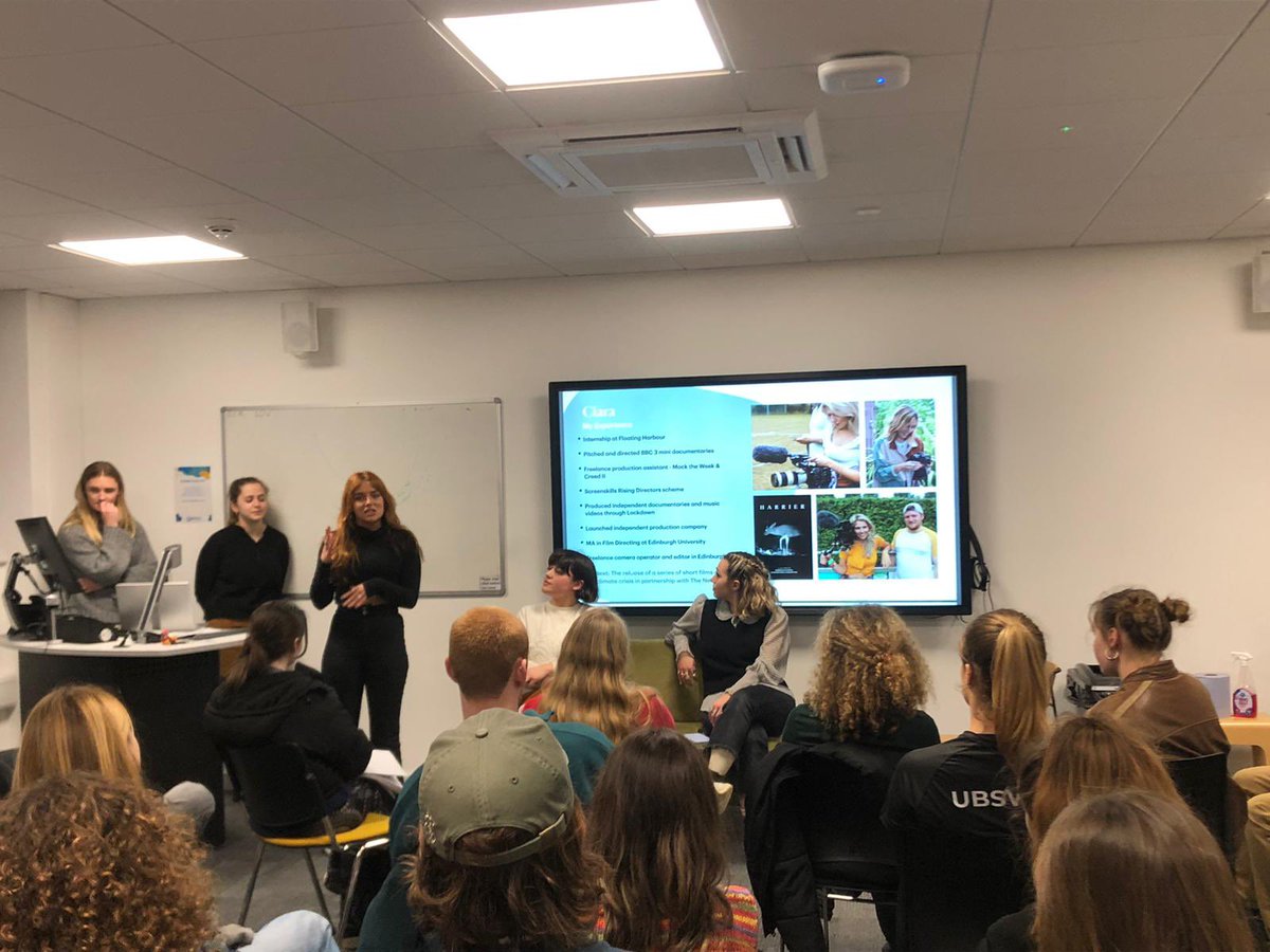 salpatz's tweet photo. Pleasure to speak to @UBTVstation aspiring journos/ film-makers last night with @LucyClumpas and @flinterpol 🎬🎥📝 https://t.co/s4Kc1uezqQ