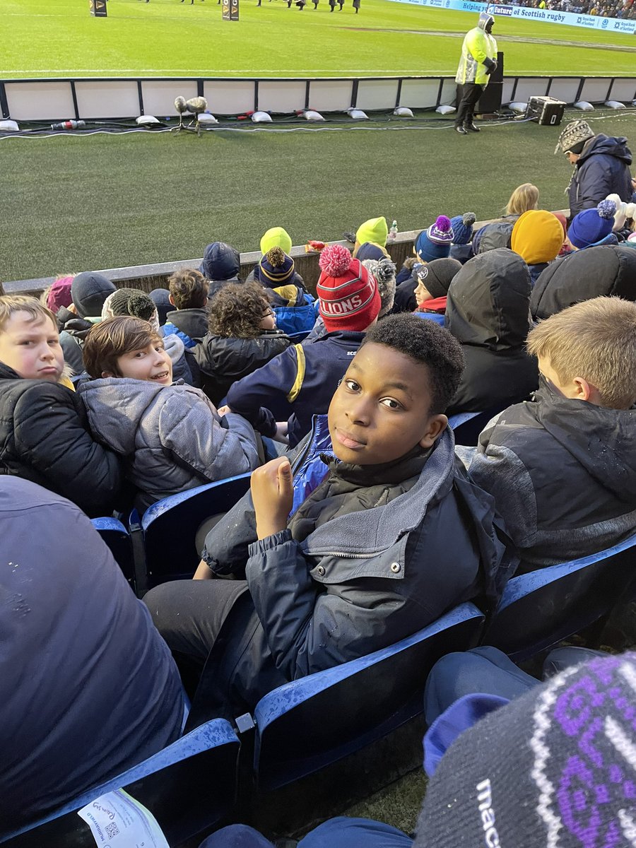 Our Prep boarders enjoy busy weekends and this one was no exception.
On Saturday, the keen rugby followers from Arran and Iona Houses set off for Murrayfield to watch Scotland retain the Calcutta Cup. 
Their weekend also included a talent show and trip to the cinema on Sunday!🌟