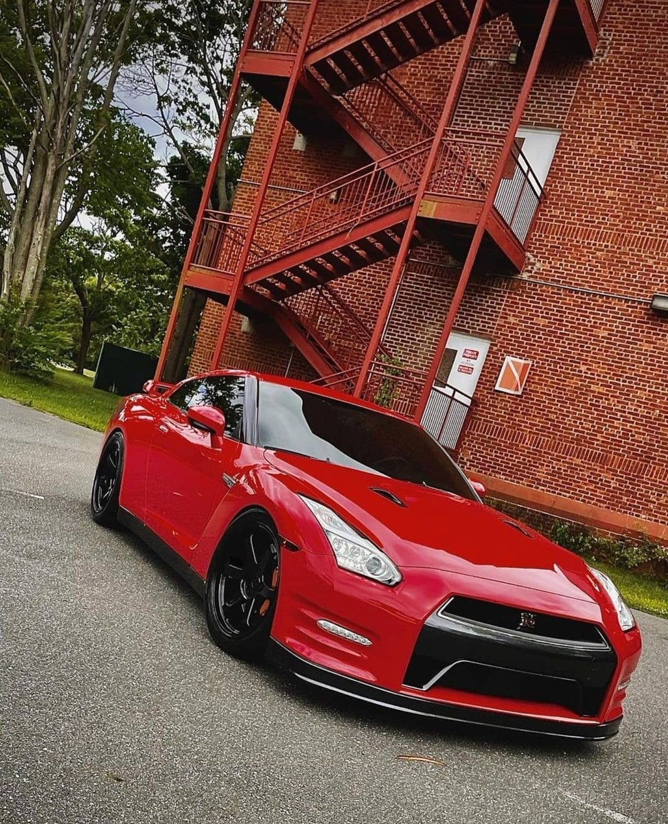 DailyGTRTM's tweet image. Red suits her well ❤