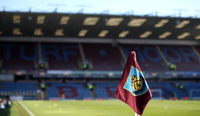 FootyAccums's tweet photo. Tonight will be Burnley's 5,000th professional league game making them only the second side in history to reach the milestone!🤯

#BurnleyFC https://t.co/byYinWsY8x