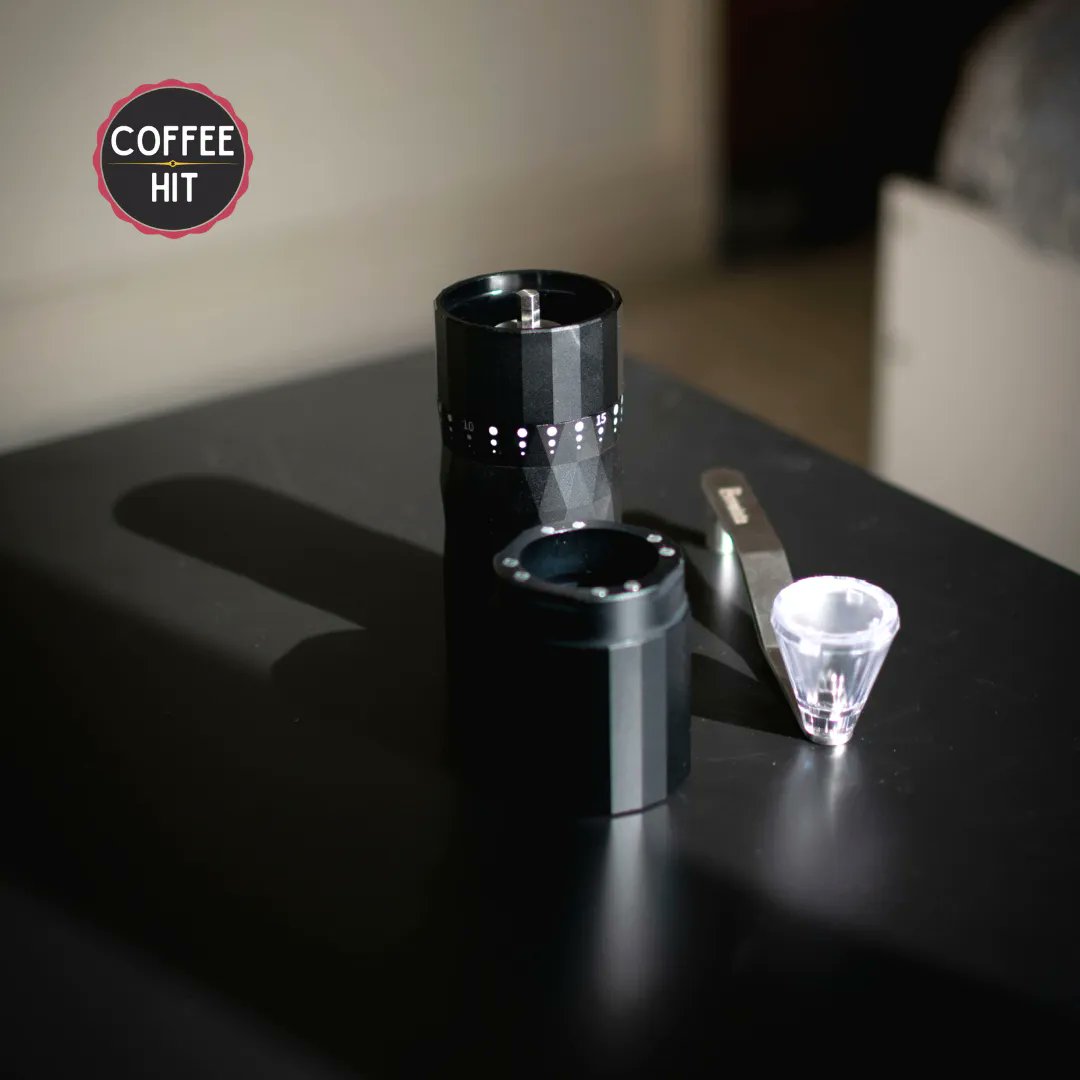 CoffeeHit's tweet photo. Small but mighty... The #Brewista X Series #HandGrinder didn't come to play around... With its 60 coarseness settings, you'll be grinding #CoffeeBeans with purpose in no time!
Get yours here: https://t.co/iDUBN2qJq6 https://t.co/wXUkj7KGDC