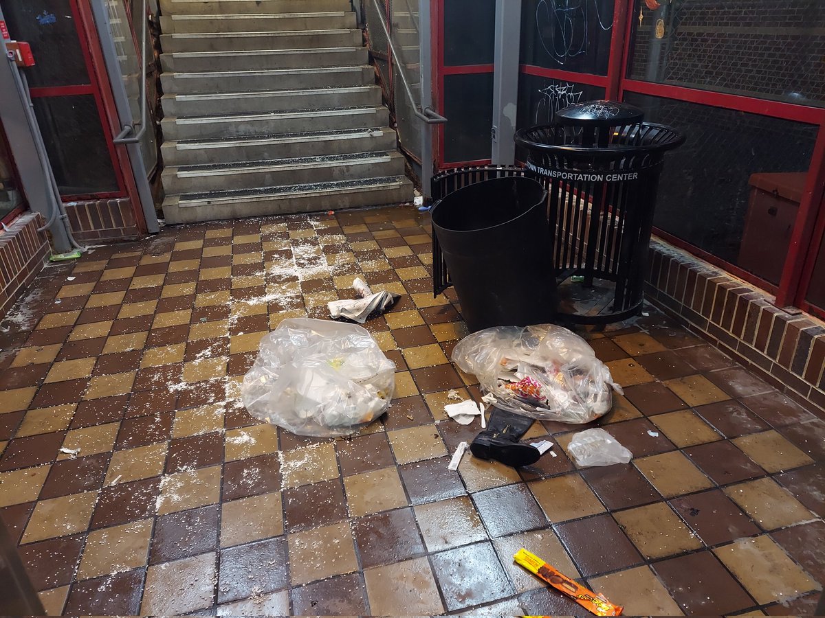 Firehouse77's tweet photo. @SEPTA_SOCIAL Any chance ar getting the lobby, to the stairwell platform going up to the NHSL from the parking cleaned up? Thanks! https://t.co/vOh018PnBN