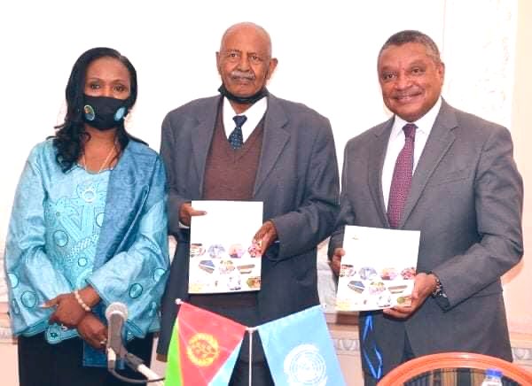 qana_meror's tweet photo. ዜና መቐይሮ‼️
-ምብጻሕ ሚኒ/ጉ/ ወጻኢ ቻይና፣
-ዑደት ዞባዊ ዳይረክተራት ው/ሕ /ምስ ኤርትራ ዝኸተሞም ስምምዓትን፣ 
-ምስታፍ ላዕለዋይ ልኡኽ ኤርትራ ኣብ መበል 35 ኣኼባ መራሕቲ ሃገራት ኣፍሪቃን ደምዳሚ መግለጺኡን፣
-ምብጻሕ ፍሉይ ልኡኽ ፕ/ት ራሻን። https://t.co/XtLxn0BHUZ