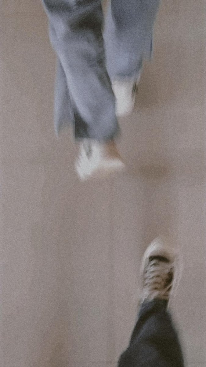 RhnRb_'s tweet photo. 👟 https://t.co/NHDE7oBcS9