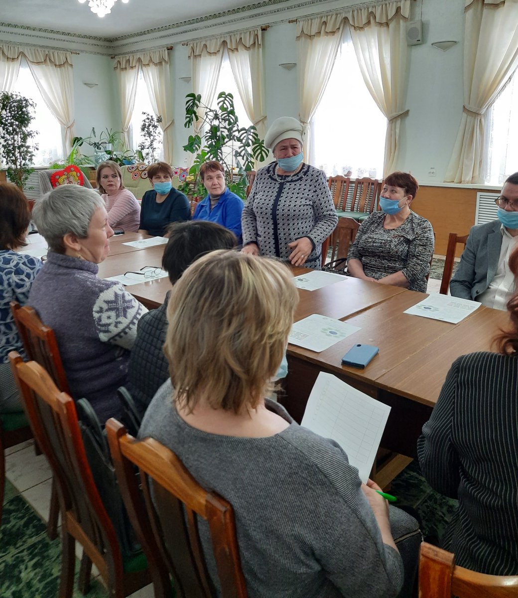 08.02.2022 участники итоговой презентации проекта «Здоровое долголетие» в м.р. Челно-Вершинский обсудили социальный эффект регулярных занятий по профилактике деменции с пожилыми людьми.  #Фондпрезидентскихгрантов cso44.ru/news/3156/