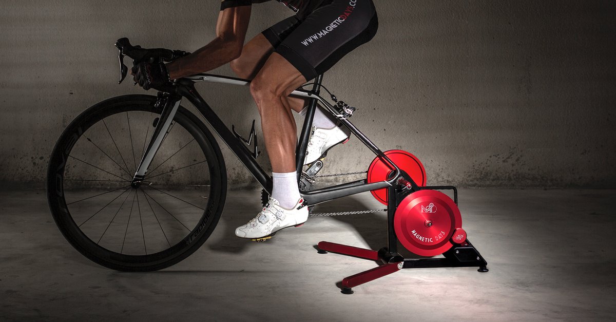 👉 donne-sport-lifestyle.it/blog/allenamen…

Come idratarsi durante la sessione di allenamento indoor sui rulli? E cosa mettere in borraccia? Ci aiuta a fare chiarezza questo articolo di Annalisa Faè per donne-sport-lifestyle.it. 🔥🚴‍♀️ #ciclismo