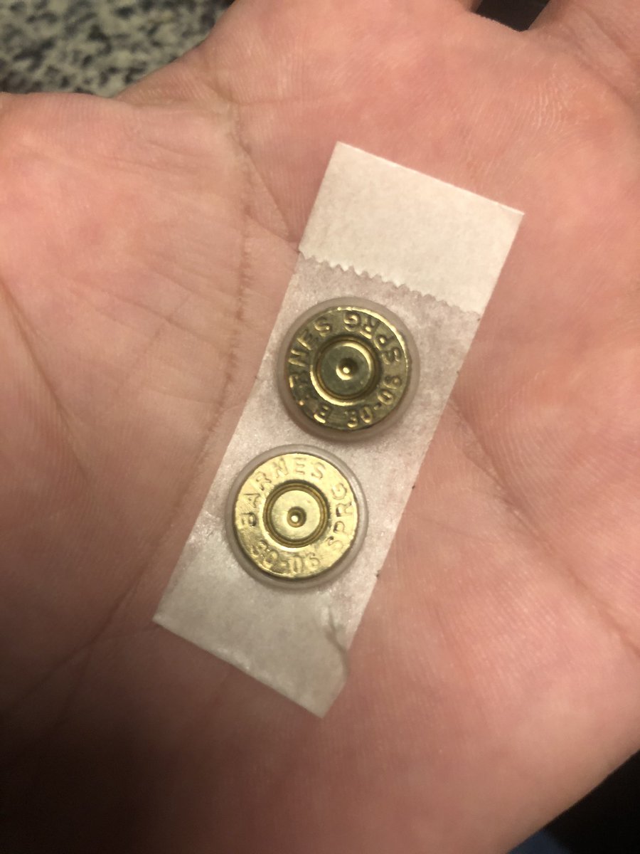 baribarikun's tweet photo. 次のセットが来た!
今回は7.62弾じゃないカートを買ったのでピッタリにハマるように作ってもらった!
#BulletButton https://t.co/Mw1nlnvfiv